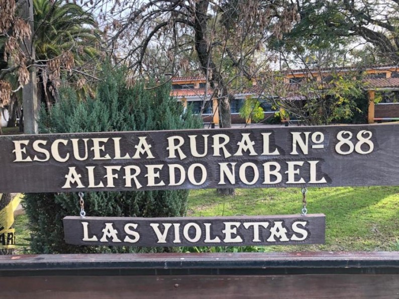 escuela-88-cartelweb.jpg
